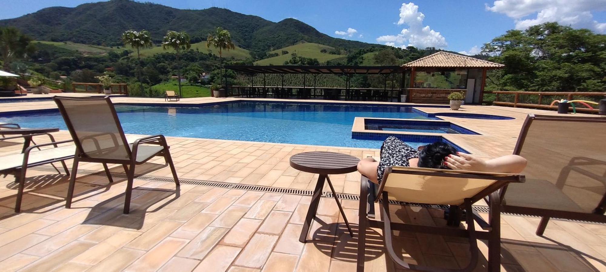 Hotel Chales Capitanias Águas de Lindóia Kültér fotó